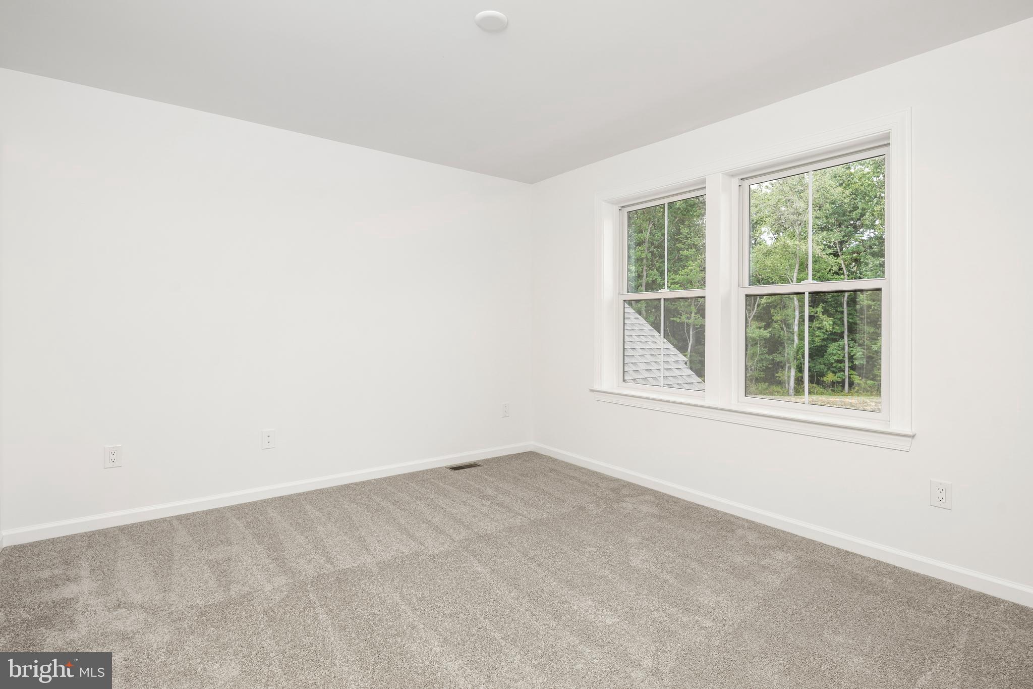 55 Kay Chiarello Way Hamilton, NJ 08690 - Photo 24 of 49 an empty room with a window