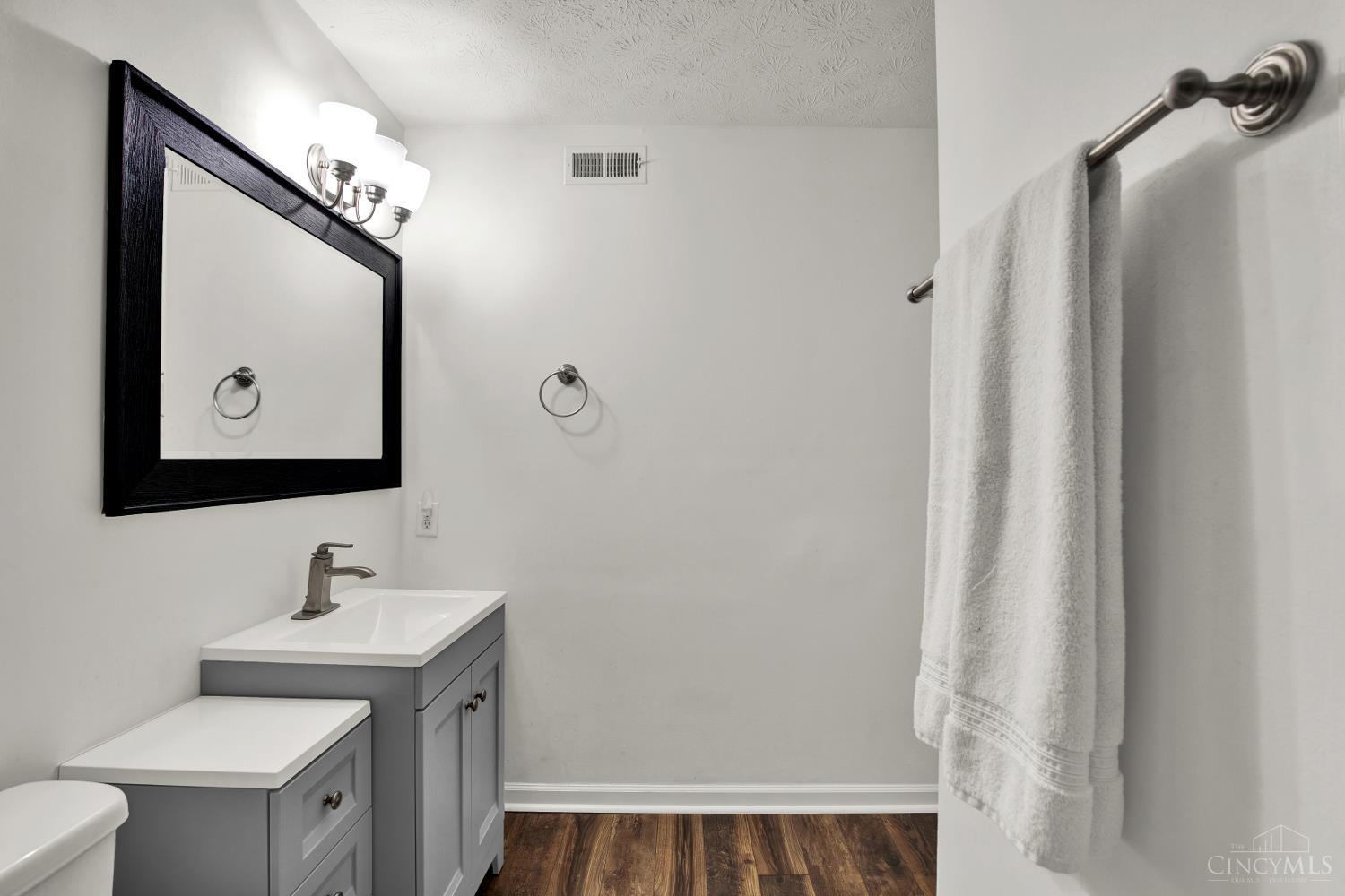 10555 Montgomery Road, Unit 70 Montgomery, OH 45242 - Photo 51 of 61