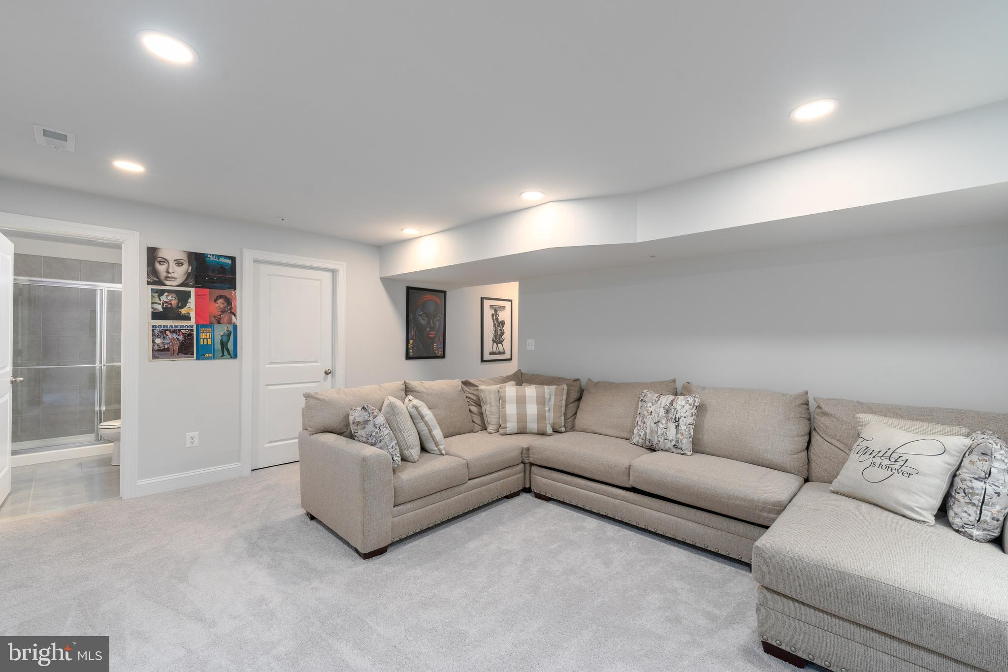 6210 Hunters Hollow Road Elkridge, MD 21075 - Photo 32 of 41 a living room with furniture and a couch
