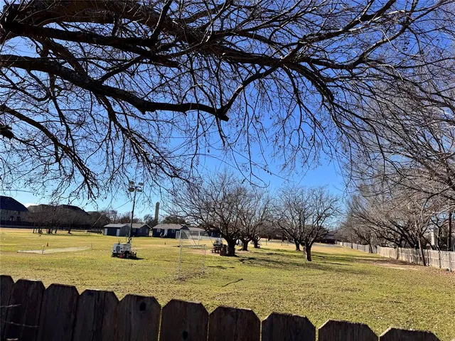 $1,850 | 5204 Hideaway Court, Arlington, TX 76017