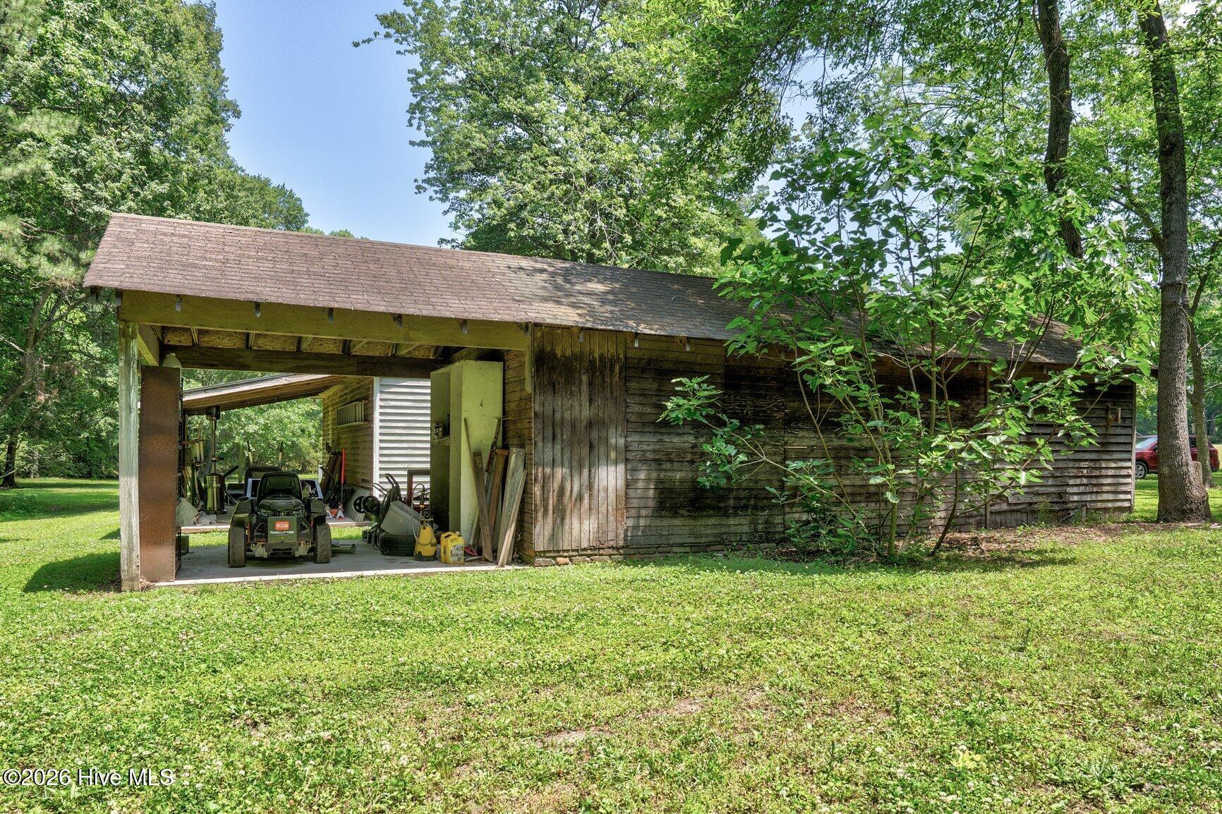 726 Thomas Road Rocky Mount, NC 27801 - Photo 44 of 53 Barn