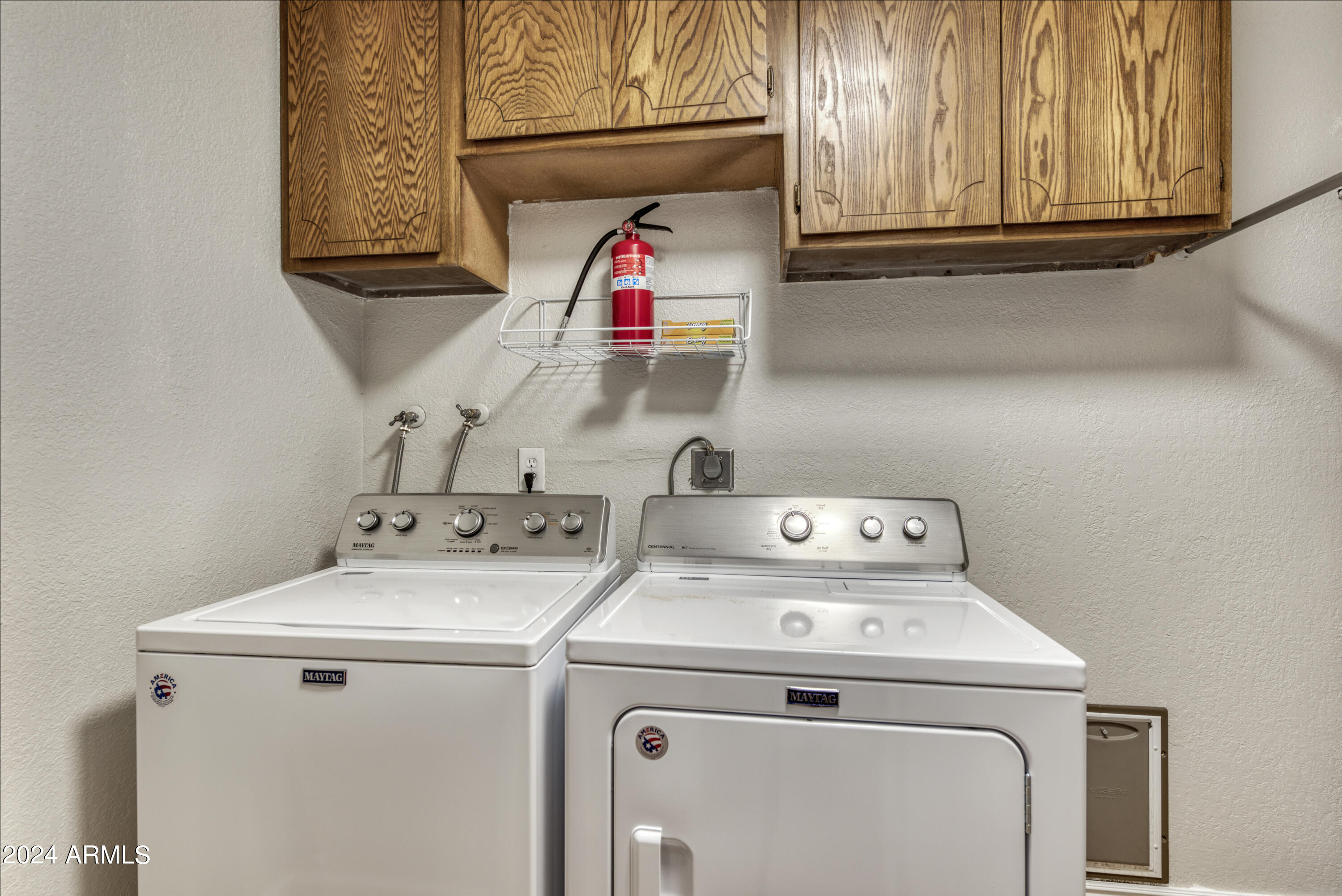 15841 North 23rd Place Phoenix, AZ 85022 - Photo 25 of 35 Laundry Room