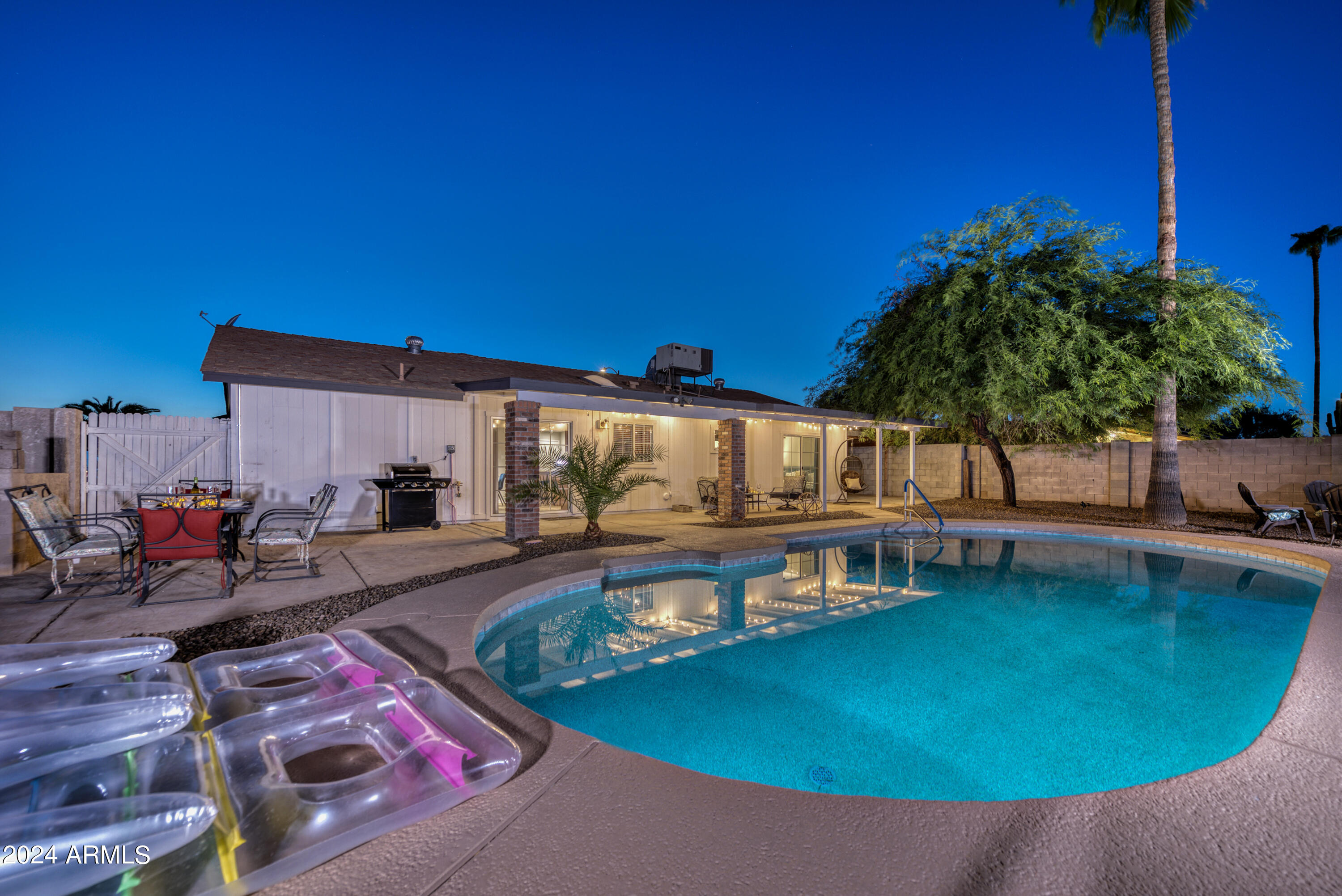 15841 North 23rd Place Phoenix, AZ 85022 - Photo 31 of 35 Poolside at Twilight