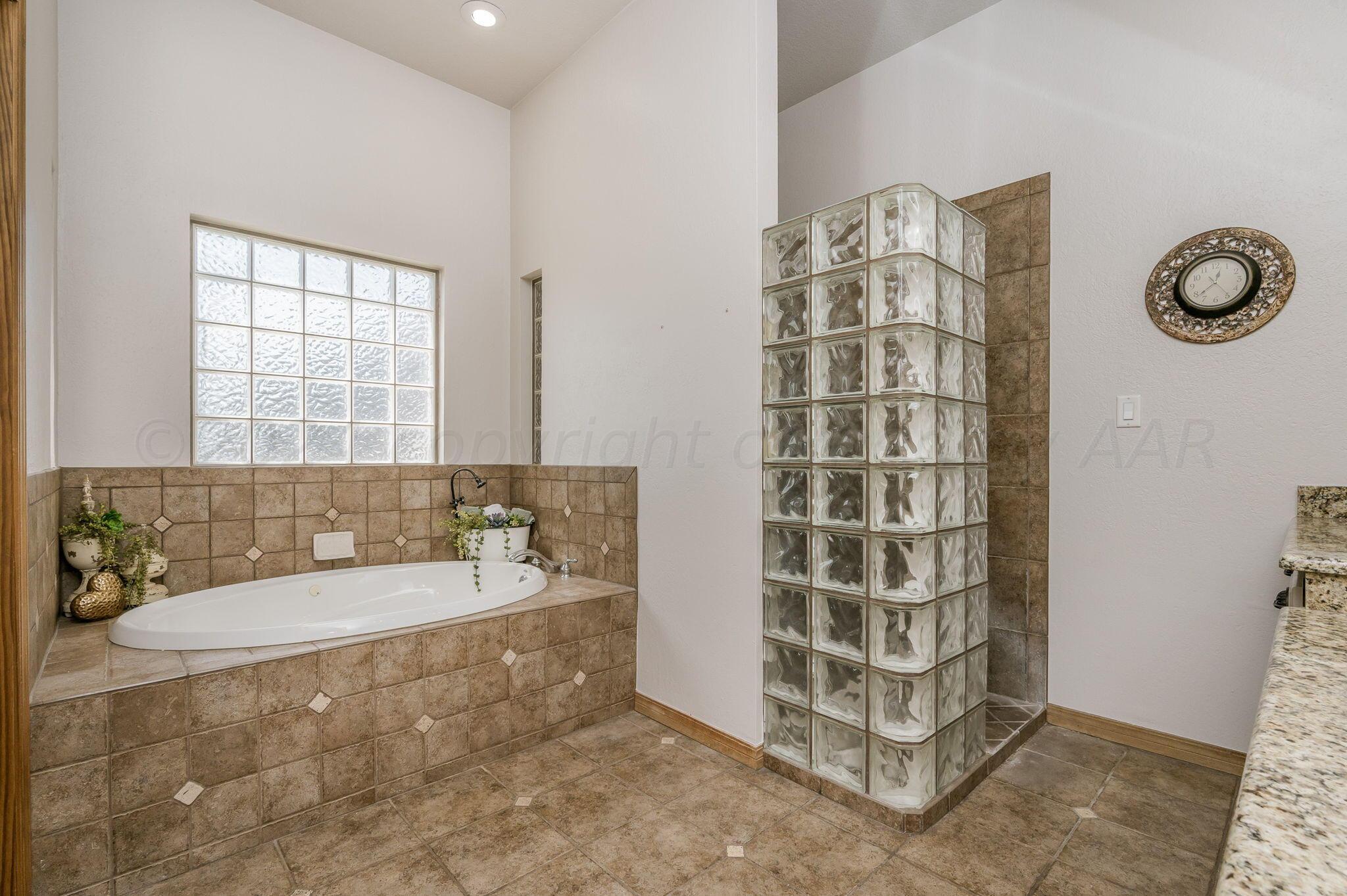 9400 Rj Drive Amarillo, TX 79119 - Photo 16 of 51 Master Bathroom-2