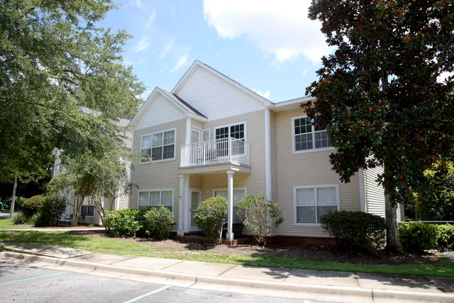 $1,850 | 1501 Partin Drive North, Unit 217, Niceville, FL 32578