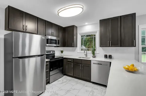 $3,600 | 821 Bay Avenue, Toms River, NJ 08753