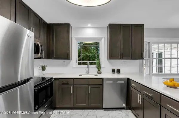 $3,600 | 821 Bay Avenue, Toms River, NJ 08753