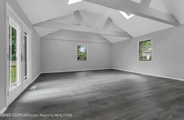 $3,600 | 821 Bay Avenue, Toms River, NJ 08753