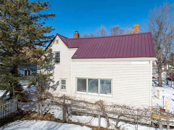 $125,000 | 4 Stevens Avenue, Unit 2, Eastport, ME 04631