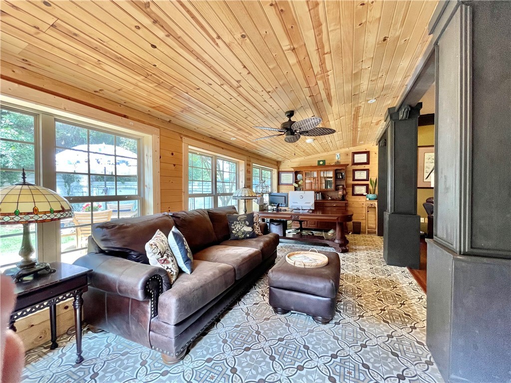 401 Glen Laurel Drive Easley, SC 29642 - Photo 10 of 36