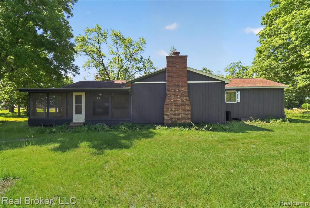 48050 Hull Road Belleville, MI 48111 - Photo 37 of 39