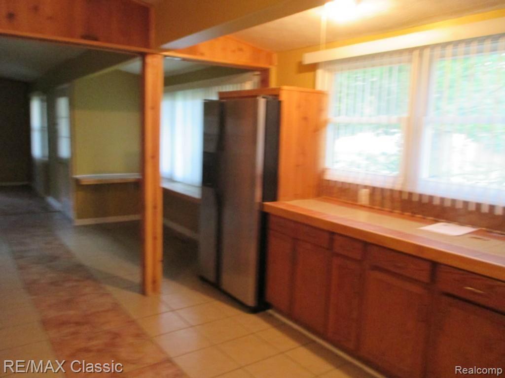 1185 Delta Road Walled Lake, MI 48390 - Photo 15 of 42 IMG_1825.jpg