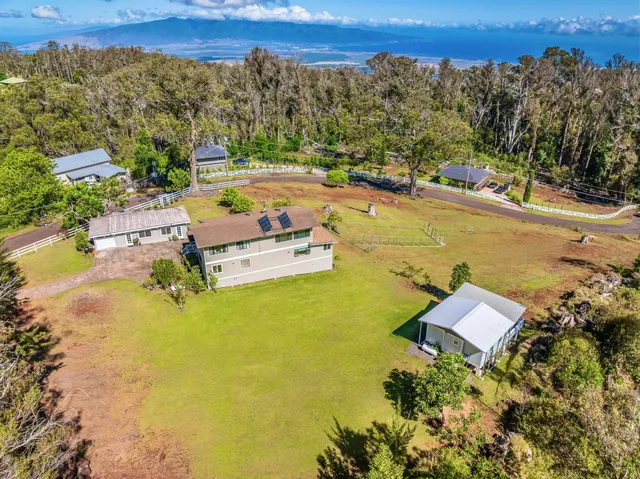 $2,495,000 | 1065 Ehu Road, Makawao, HI 96768