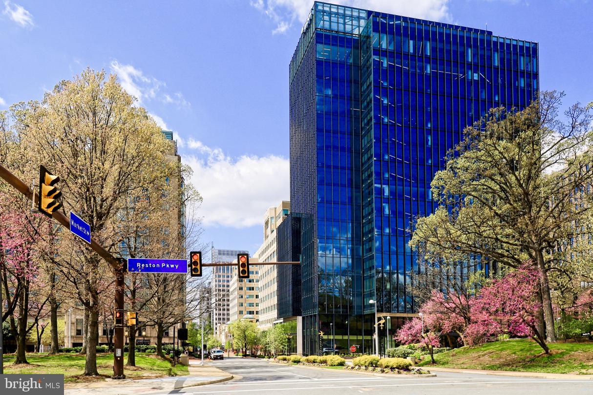 11272 Center Harbor Road Reston, VA 20194 - Photo 41 of 44 Reston Town Center