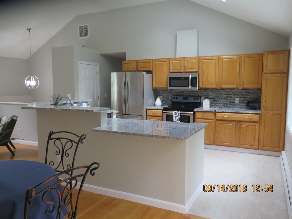 26 Dawson Road Worcester, MA 01602 - Photo 8 of 25 Gallery Image 8
