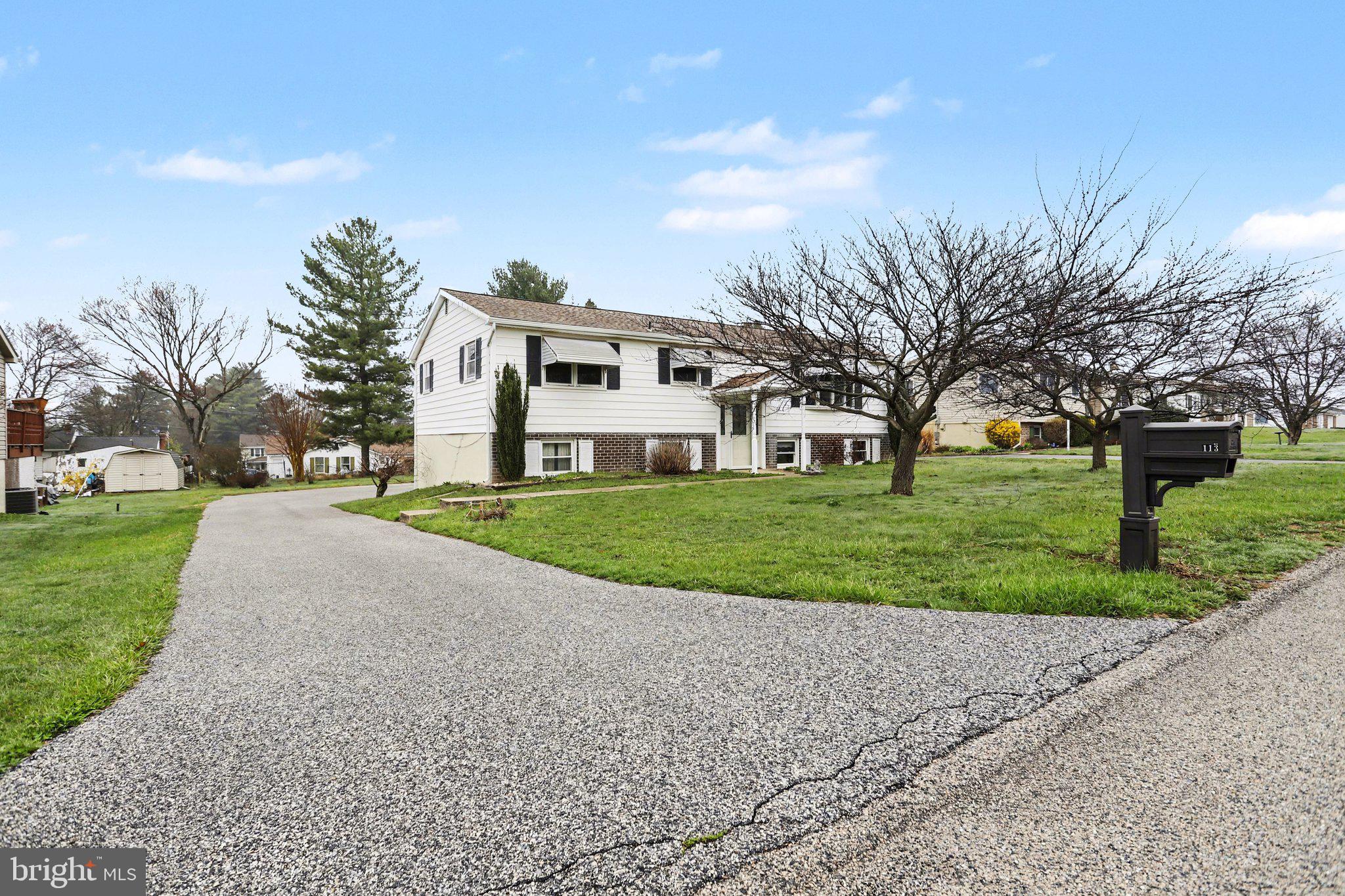 113 Forest Hills Road Red Lion, PA 17356 - Photo 3 of 32 Gallery Image 3