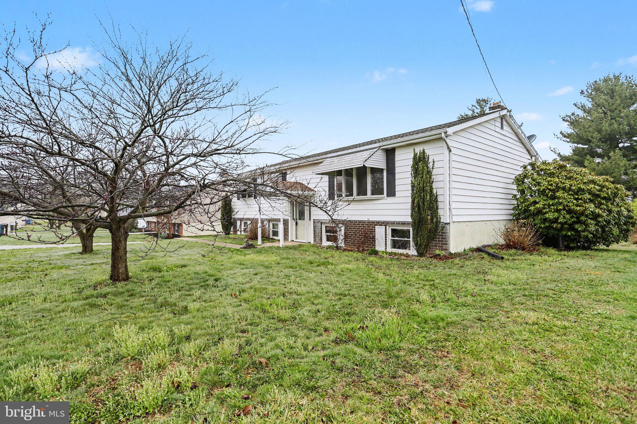 113 Forest Hills Road Red Lion, PA 17356 - Photo 4 of 32 Gallery Image 4
