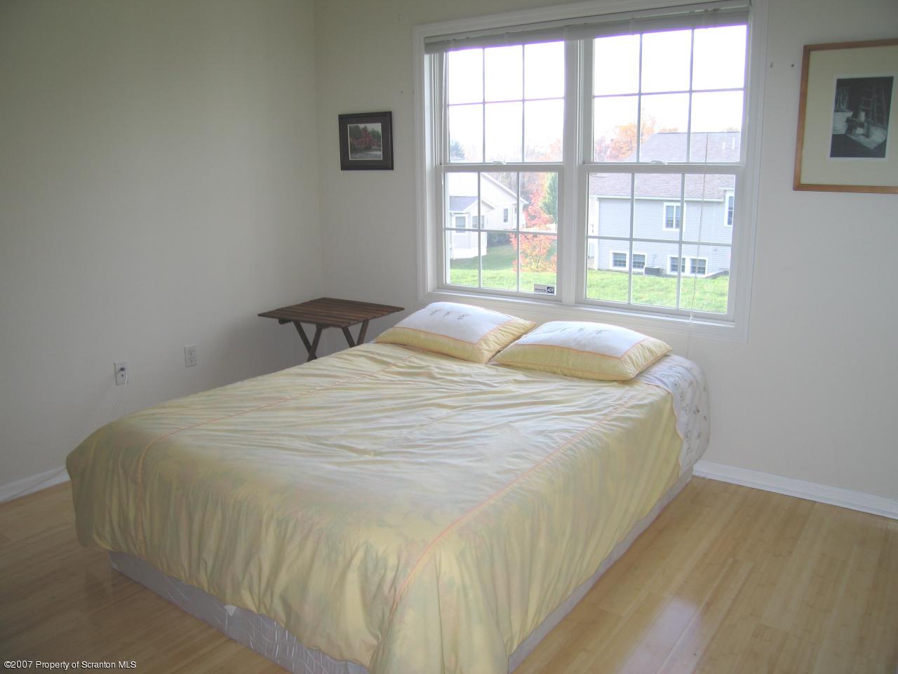 23 Waterford Road Clarks Summit, PA 18411 - Photo 7 of 13 Gallery Image 7