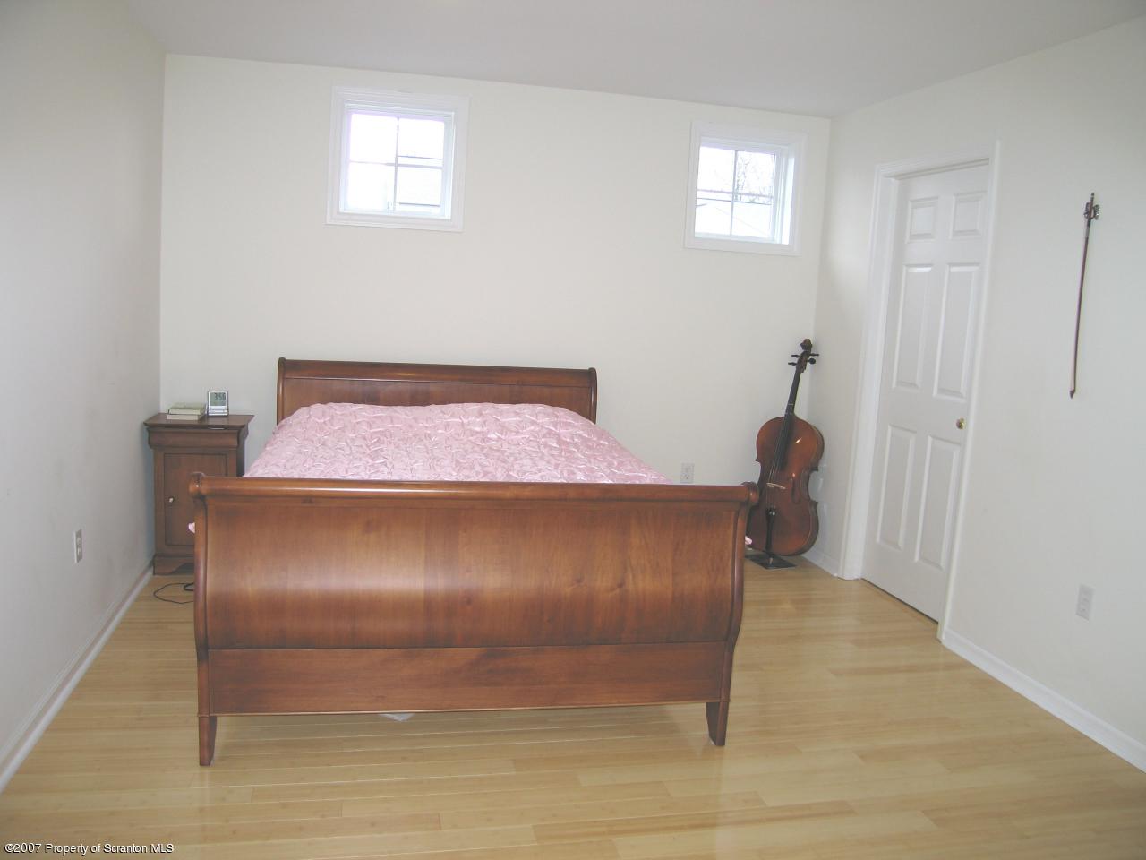 23 Waterford Road Clarks Summit, PA 18411 - Photo 9 of 13 Gallery Image 9