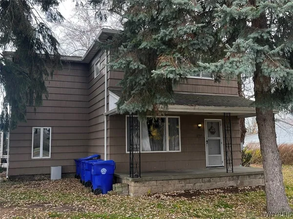 $235,000 | 2701 Clinton Street, West Seneca, NY 14224