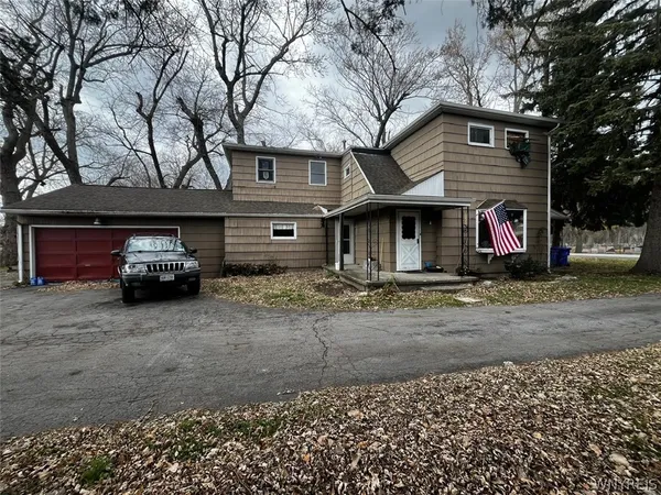$235,000 | 2701 Clinton Street, West Seneca, NY 14224