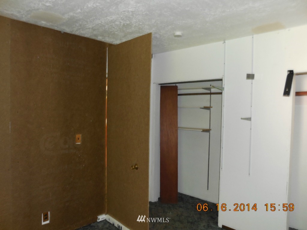 22538 Amick Road Mount Vernon, WA 98274 - Photo 11 of 12 Gallery Image 11