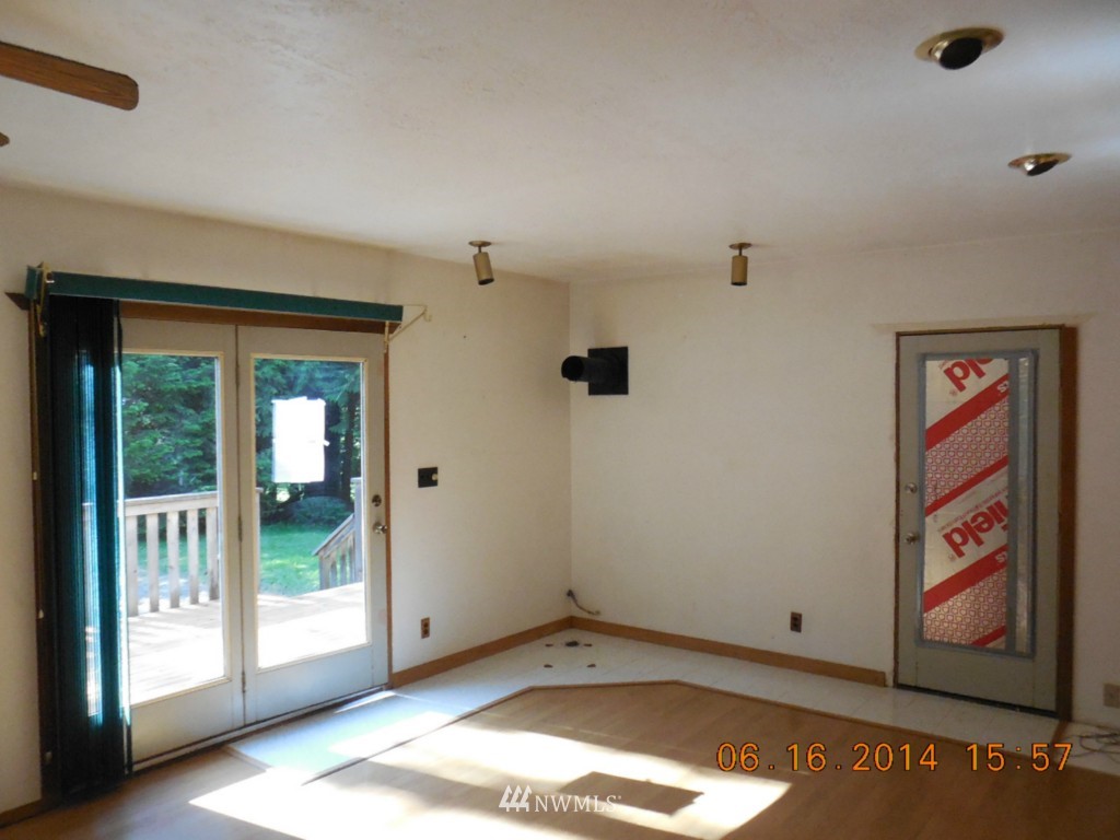 22538 Amick Road Mount Vernon, WA 98274 - Photo 6 of 12 Gallery Image 6