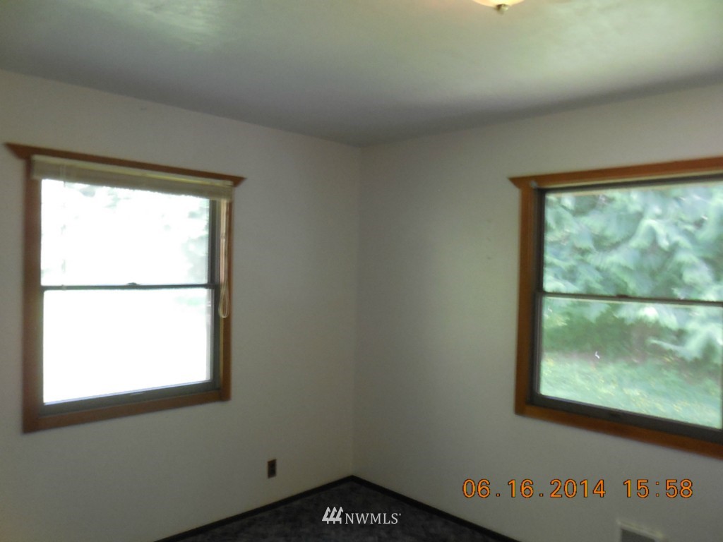 22538 Amick Road Mount Vernon, WA 98274 - Photo 7 of 12 Gallery Image 7
