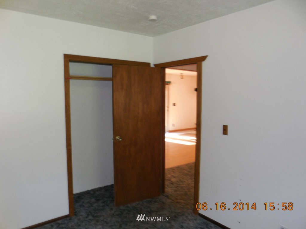 22538 Amick Road Mount Vernon, WA 98274 - Photo 8 of 12 Gallery Image 8