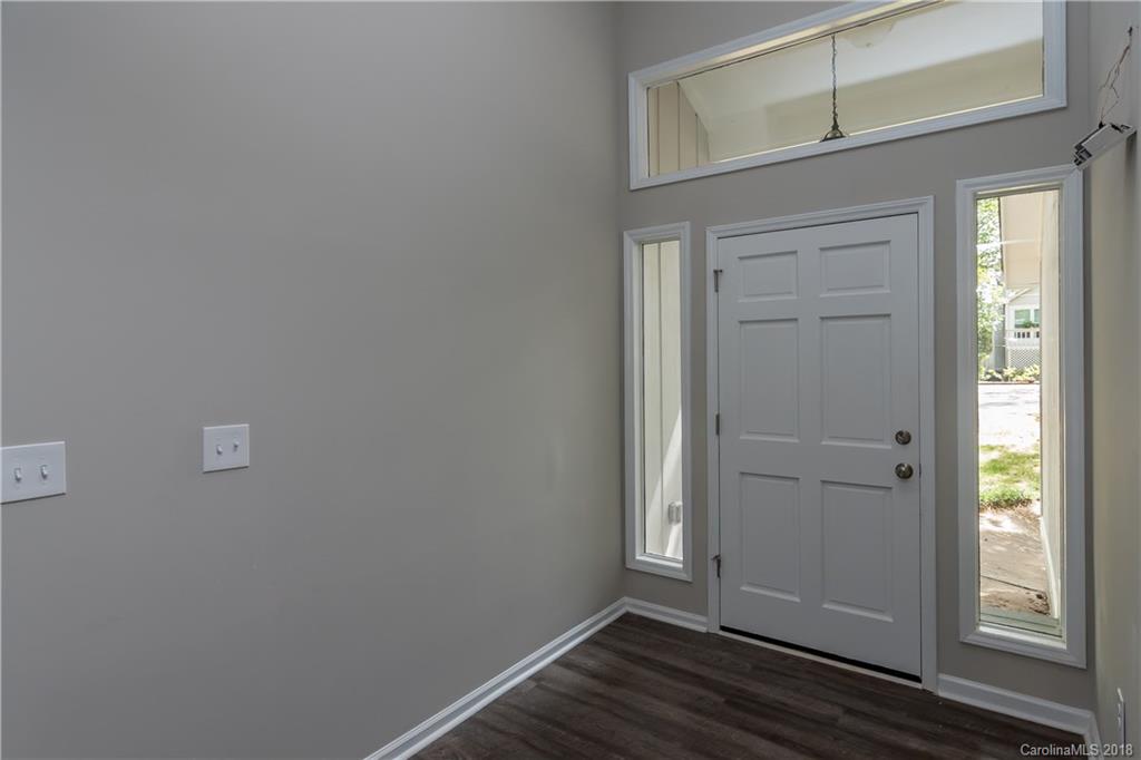 16111 Tana Tea Circle Tega Cay, SC 29708 - Photo 4 of 27 Gallery Image 4