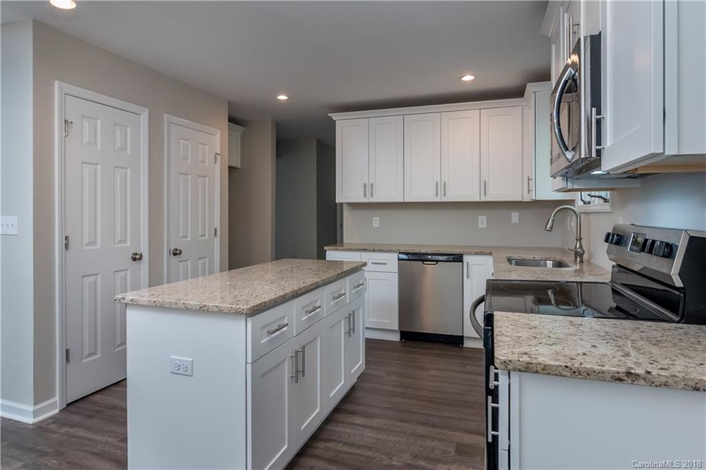16111 Tana Tea Circle Tega Cay, SC 29708 - Photo 6 of 27 Gallery Image 6