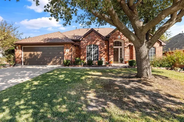 $382,500 | 2602 Logan Drive, Mansfield, TX 76063