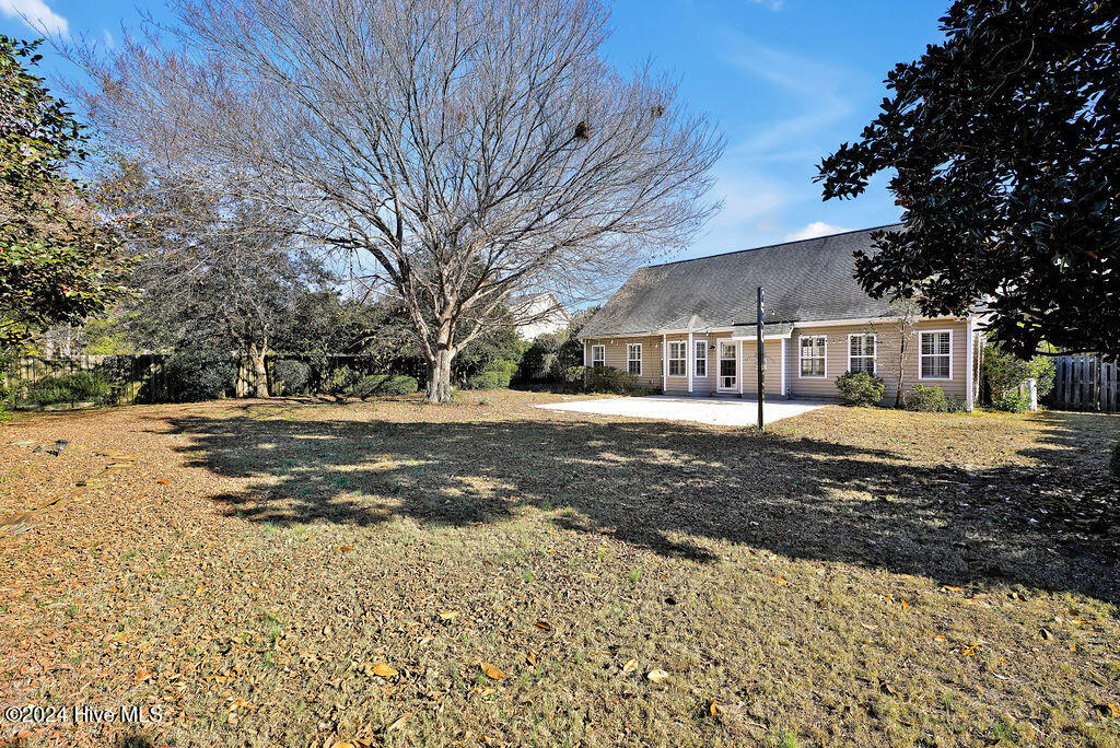 159 Emerald Ridge Drive Hampstead, NC 28443 - Photo 35 of 39 159EmeraldRidgeDrive-31