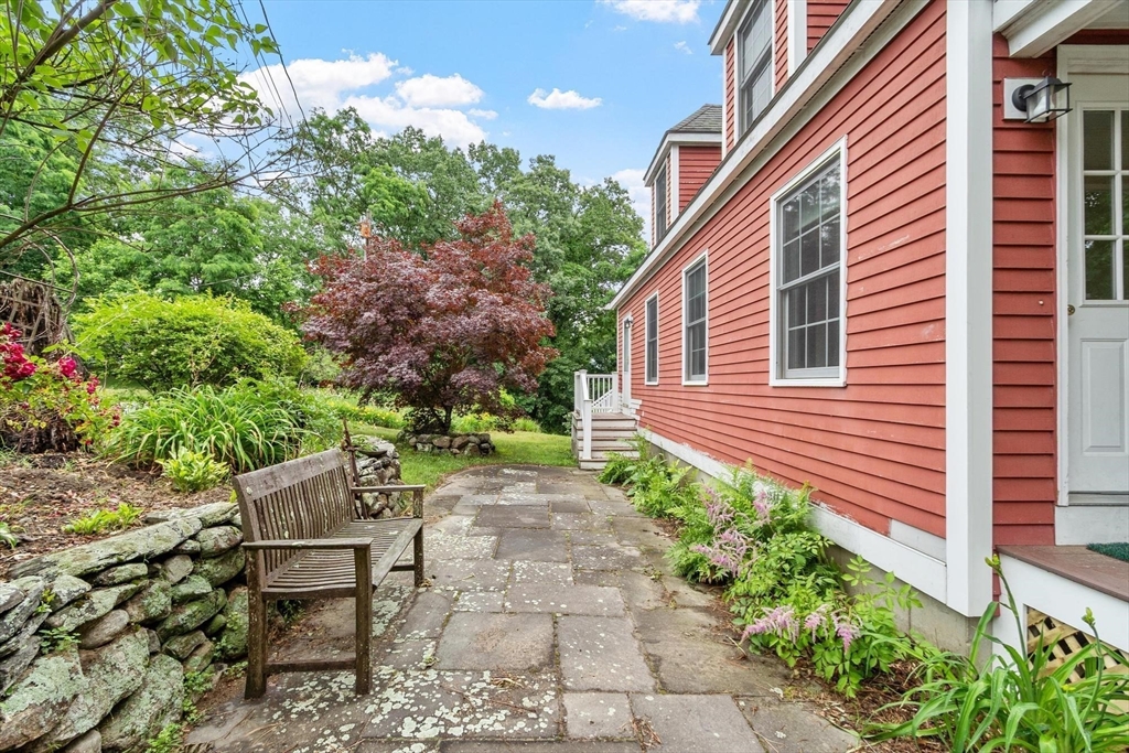 165 Old Stow Road Concord, MA 01742 - Photo 24 of 27