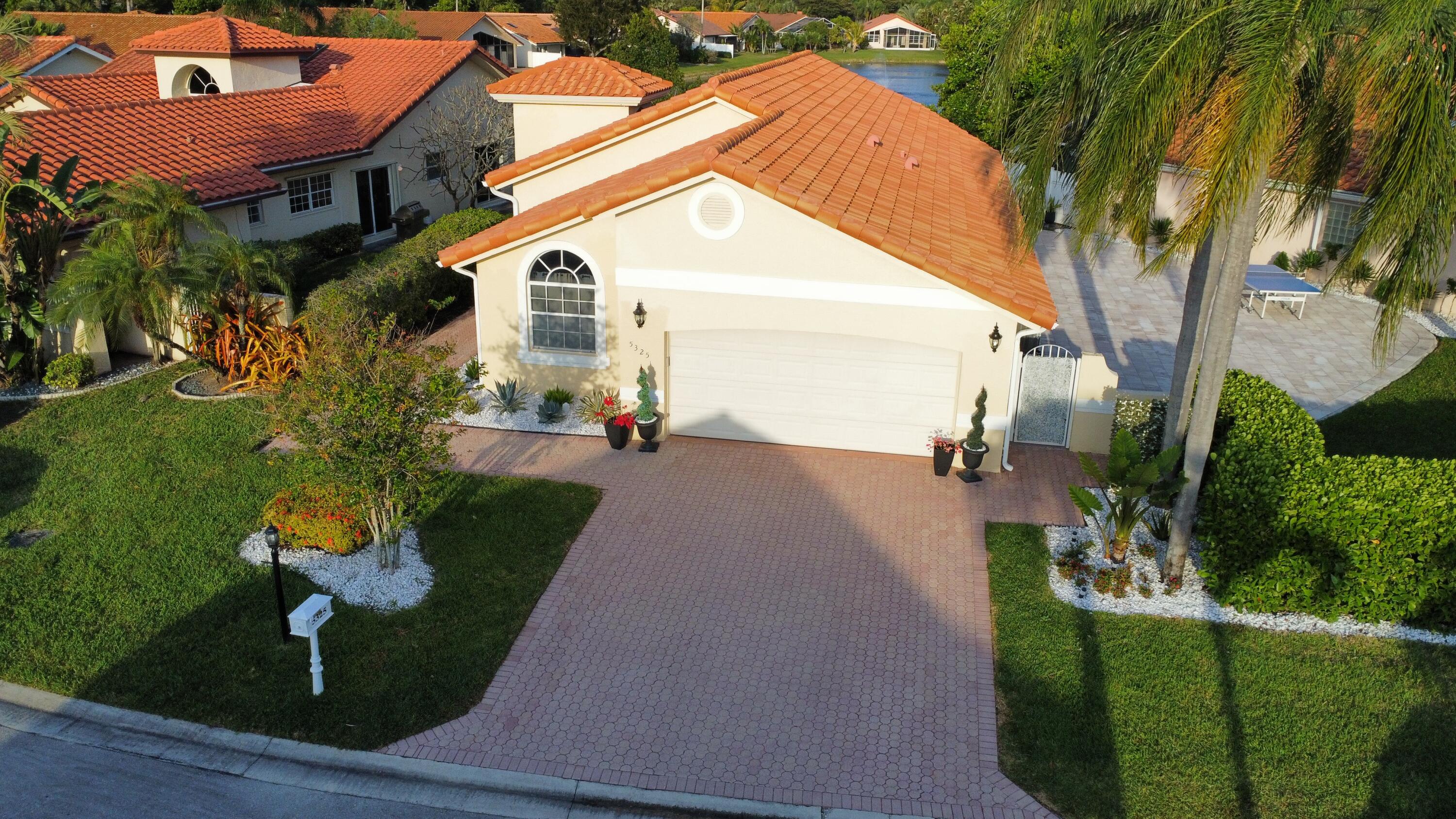 5325 Bodega Place Delray Beach, FL 33484 - Photo 2 of 40 IBJM9914