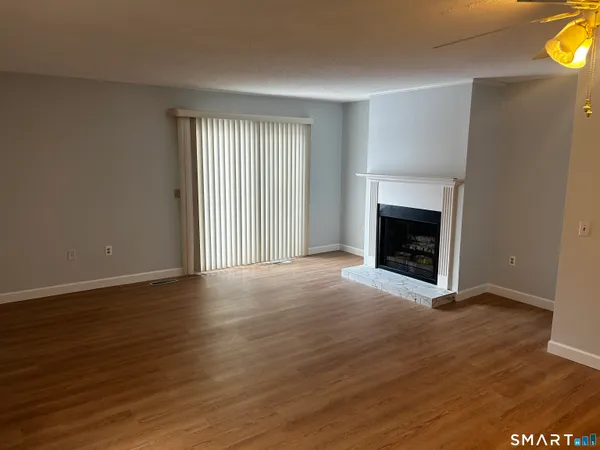 $2,295 | 151 Wynwood Drive, Unit 151, Enfield, CT 06082