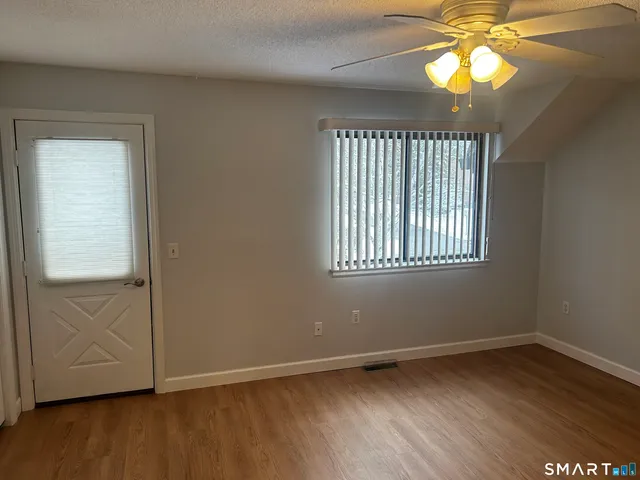 $2,400 | 151 Wynwood Drive, Unit 151, Enfield, CT 06082