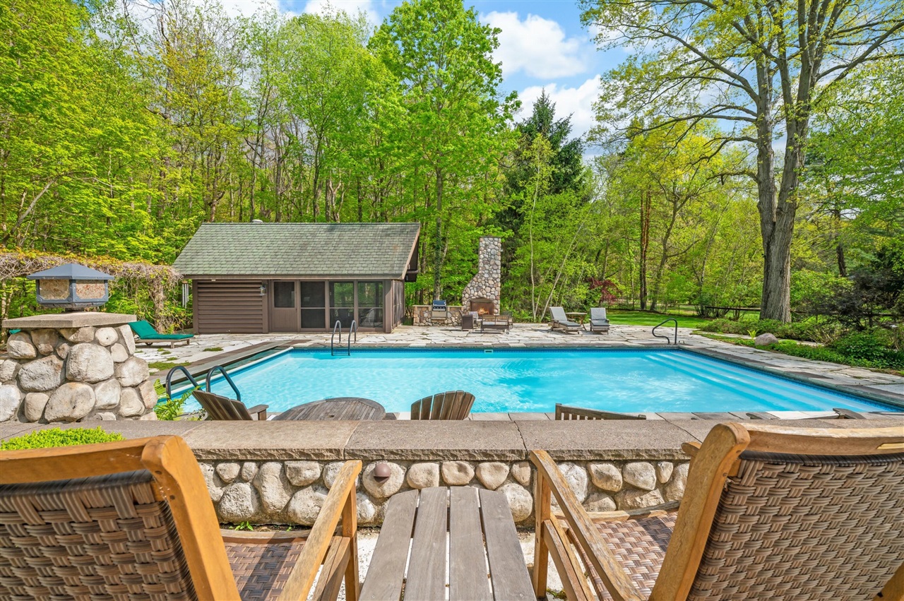 14657 Lakeshore Road Lakeside, MI 49116 - Photo 48 of 71 Gallery Image 48