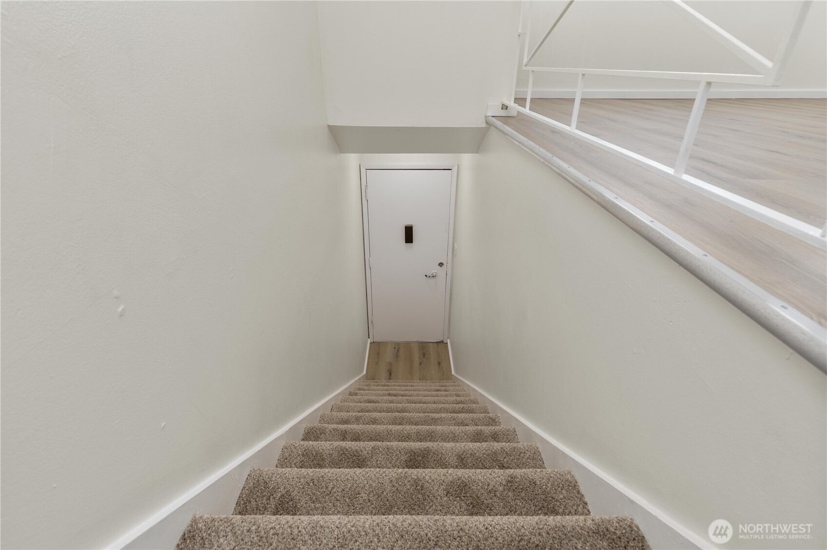 2614 Rucker Avenue Everett, WA 98201 - Photo 6 of 17