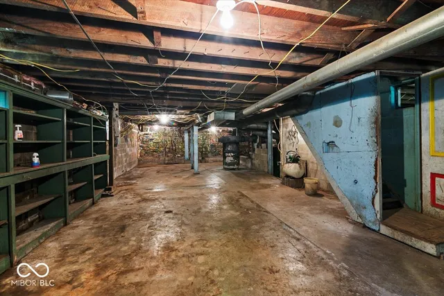 $72,900 | 200 South Madison Street, Bowling Green, IN 47833