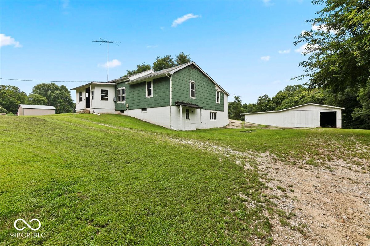200 South Madison Street Bowling Green, IN 47833 - Photo 23 of 30