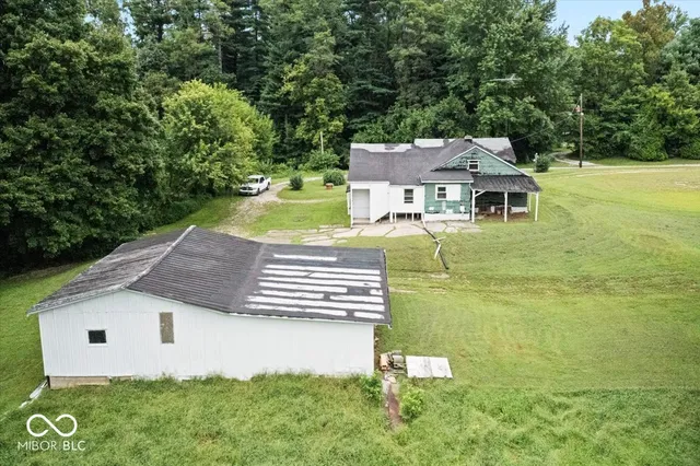 $72,900 | 200 South Madison Street, Bowling Green, IN 47833