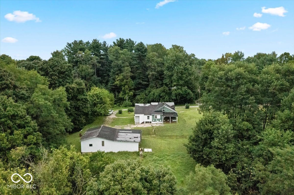 200 South Madison Street Bowling Green, IN 47833 - Photo 5 of 30