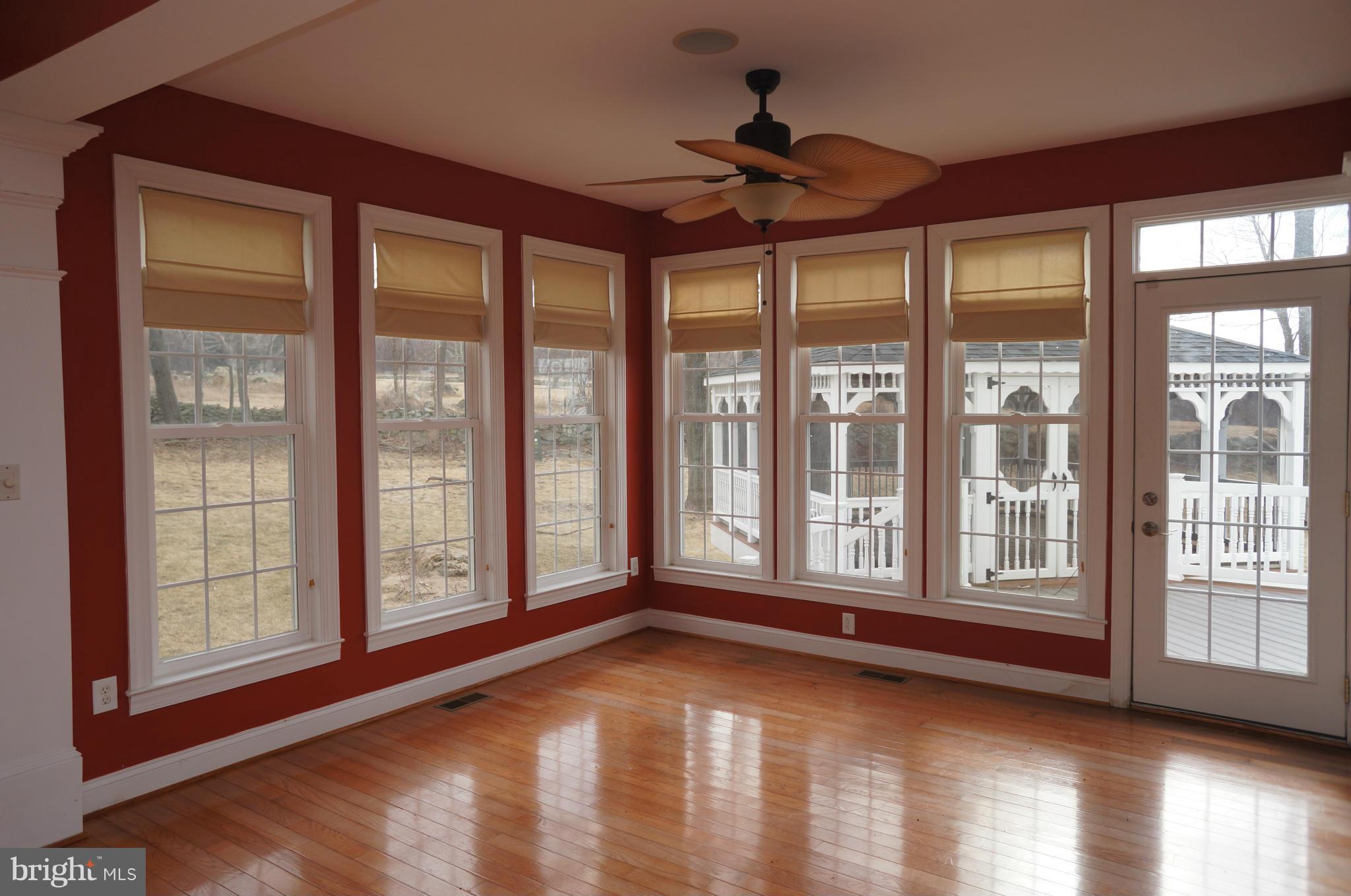 18521 Blue Ridge Mountain Road Bluemont, VA 20135 - Photo 12 of 30 Interior (General)