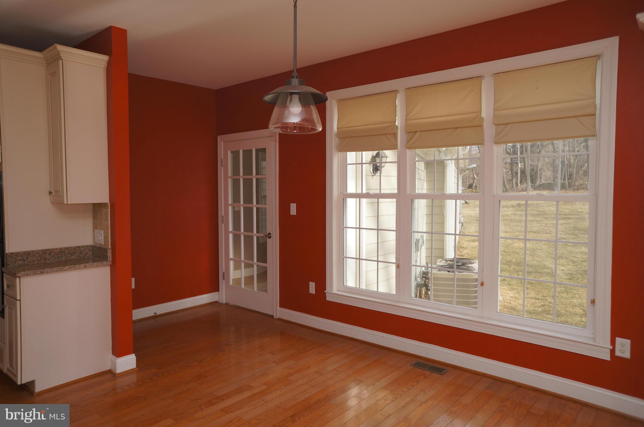 18521 Blue Ridge Mountain Road Bluemont, VA 20135 - Photo 13 of 30 Interior (General)