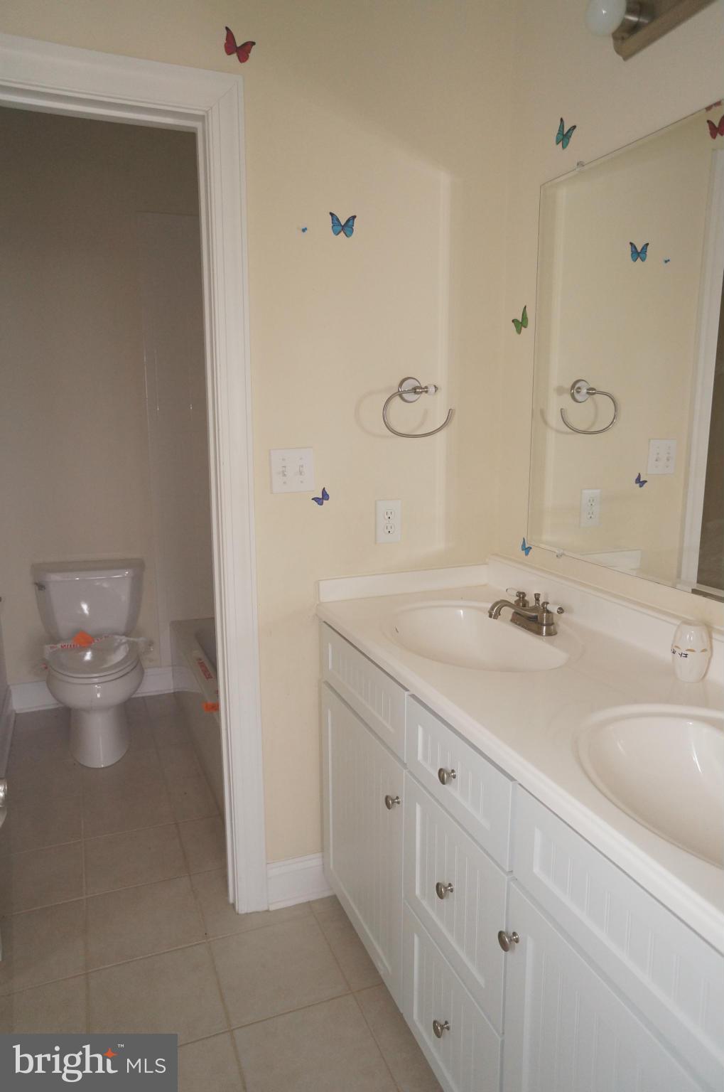 18521 Blue Ridge Mountain Road Bluemont, VA 20135 - Photo 23 of 30 Bath
