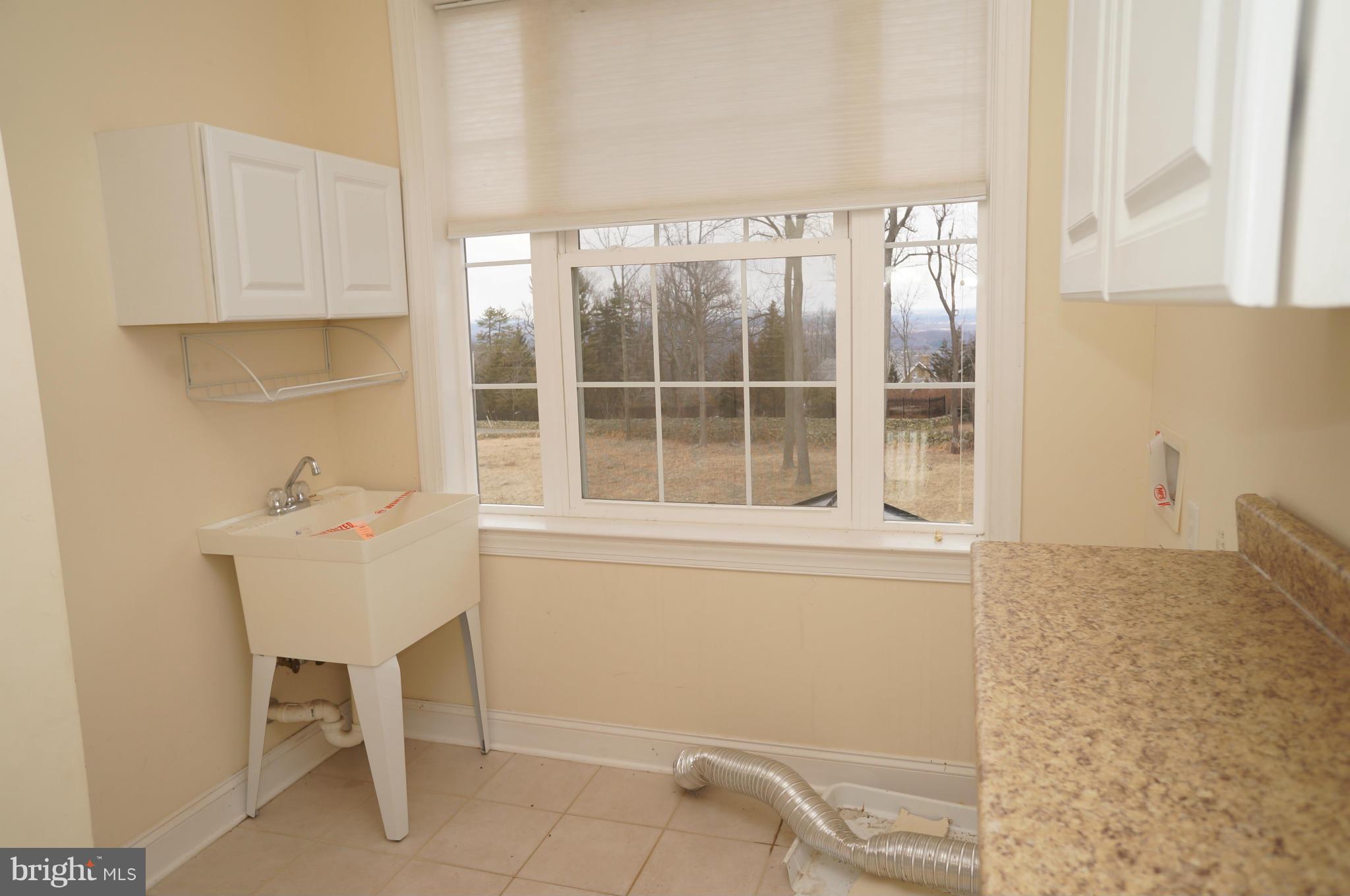 18521 Blue Ridge Mountain Road Bluemont, VA 20135 - Photo 27 of 30 Interior (General)