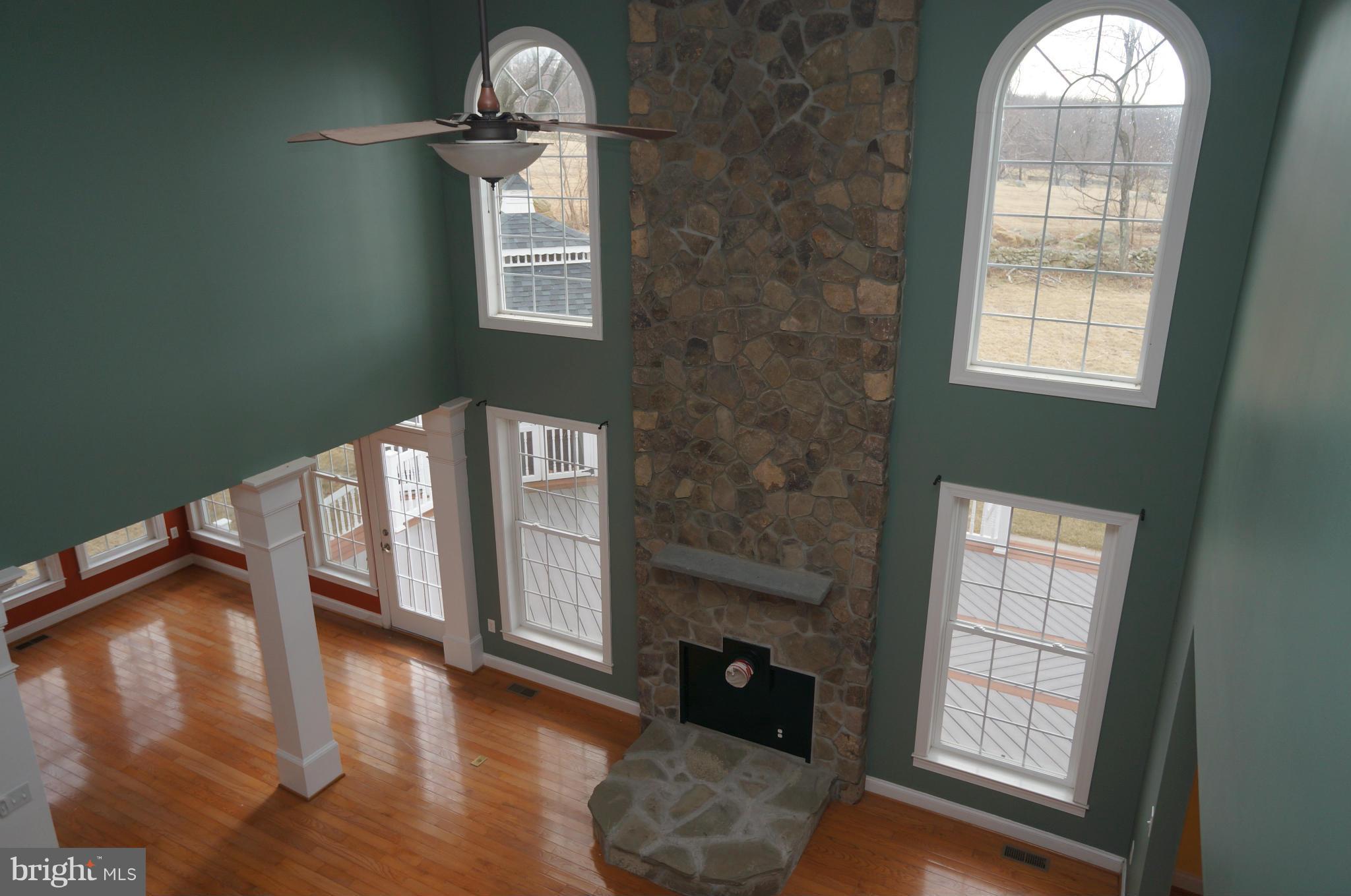 18521 Blue Ridge Mountain Road Bluemont, VA 20135 - Photo 9 of 30 Living Room