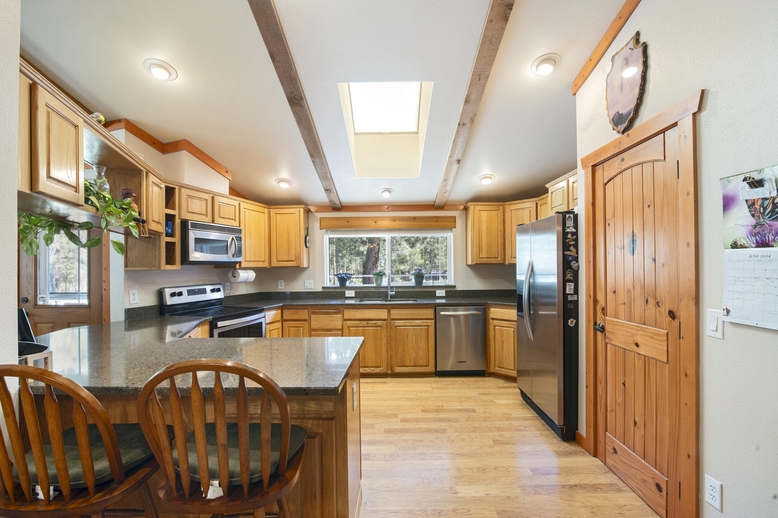 1838 Rector Drive La Pine, OR 97739 - Photo 23 of 69 kitchen