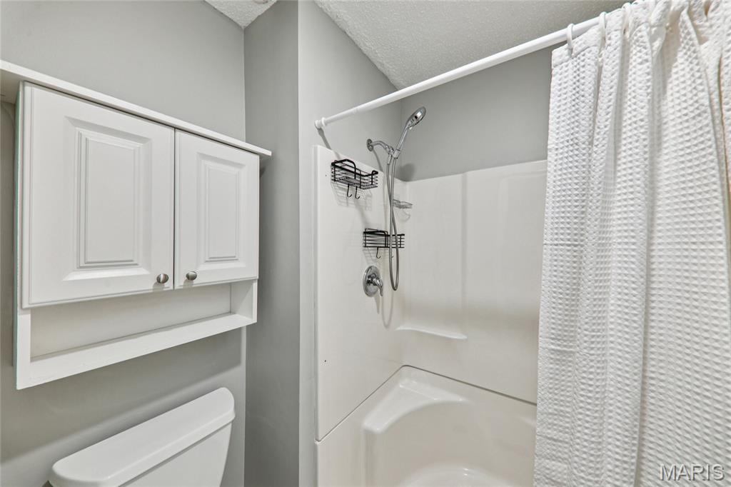 1111 Shadowoak Drive Ballwin, MO 63021 - Photo 16 of 31 Gallery Image 16